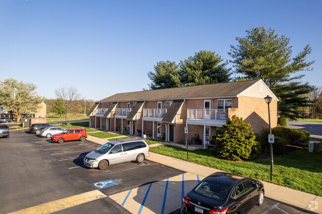 Primary Photo - Rumsey Terrace