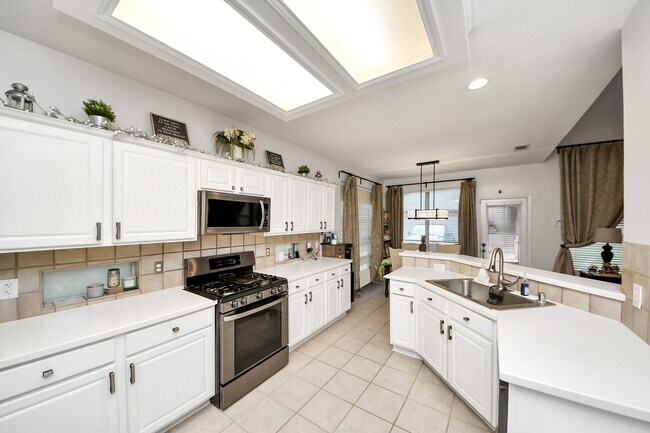 Building Photo - 3715 Hawkins Ct