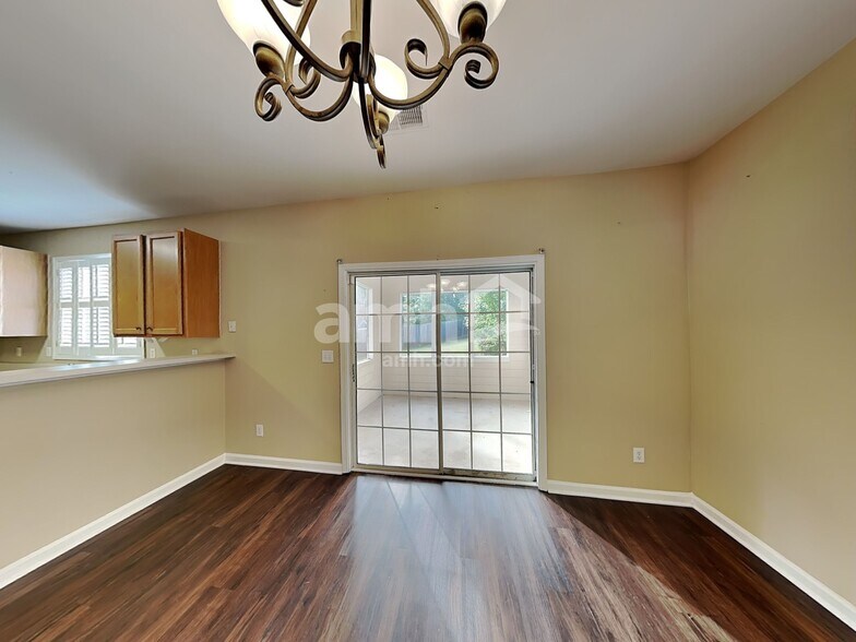 Building Photo - 3380 Lake Breeze Ct