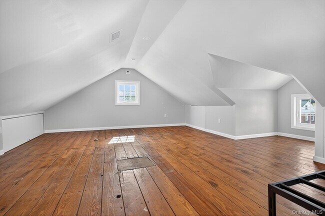 Building Photo - 47 S 6th St