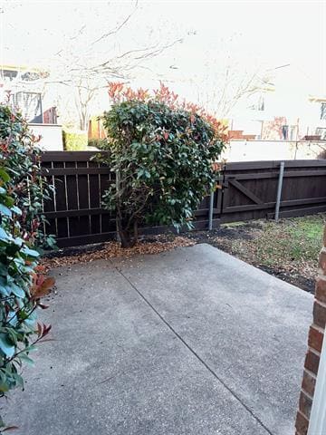 Building Photo - 8604 Heather Ridge Dr