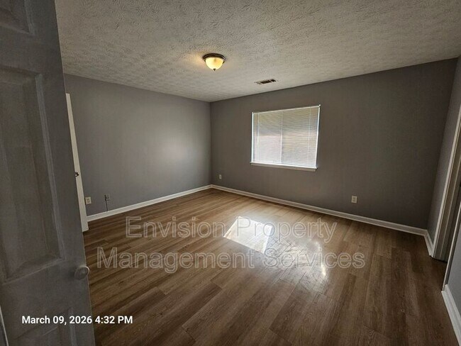 Building Photo - 2638 Fieldstone View Ln SE