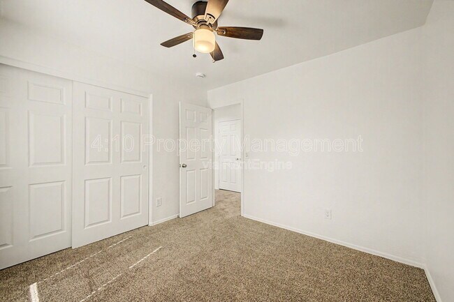 Building Photo - 6355 W Sophie Ln