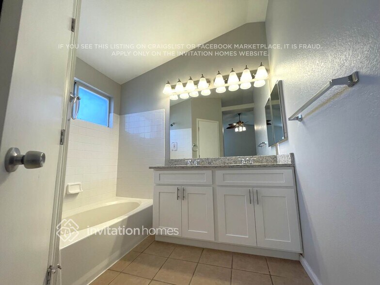 Building Photo - 18254 E Adriatic Pl