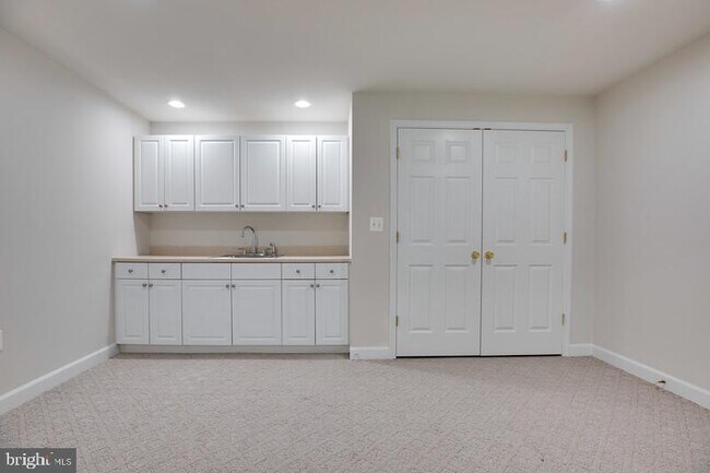 Building Photo - 13646 Sweet Woodruff Ln