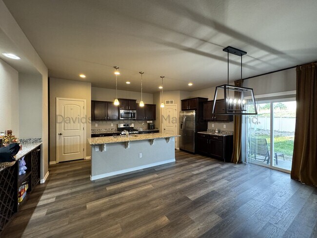 Building Photo - 10701 Traders Pkwy