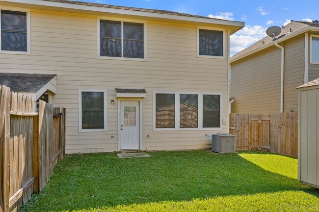 Building Photo - 6413 Dawson Creek Dr