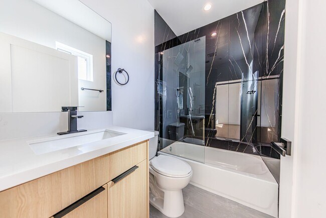 Building Photo - Luxury Never Before Lived in Townhomes!