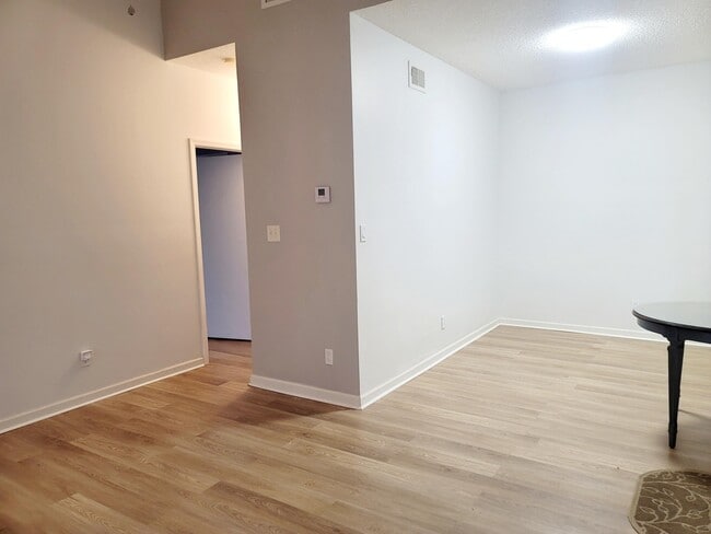 Building Photo - 671 Cypress Lake Blvd
