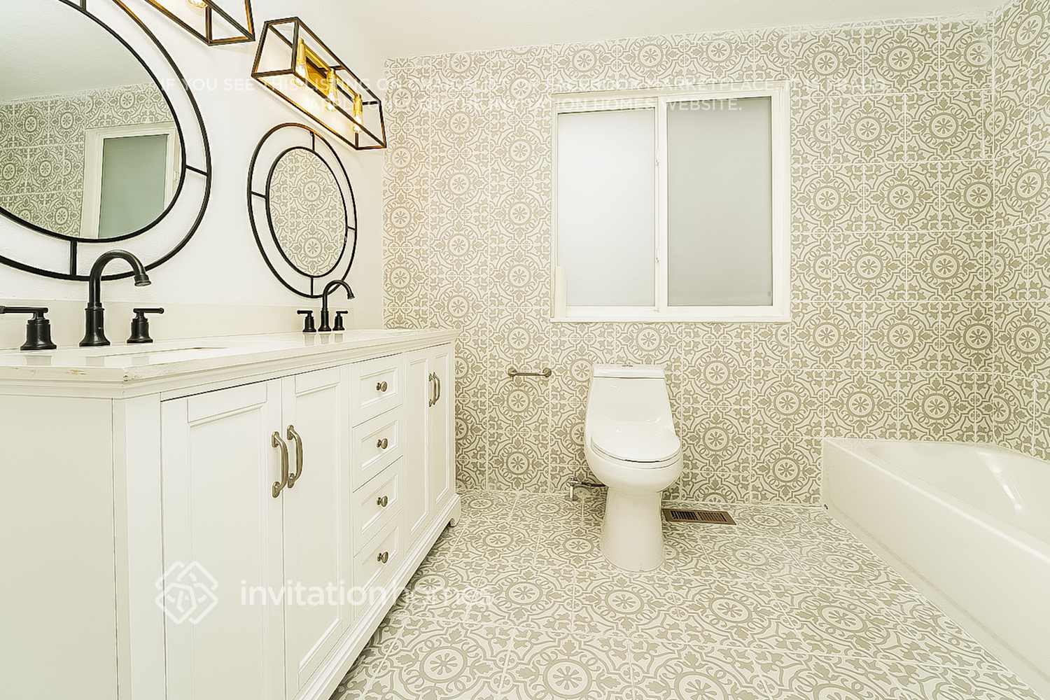 Building Photo - 2892 S Mobile St