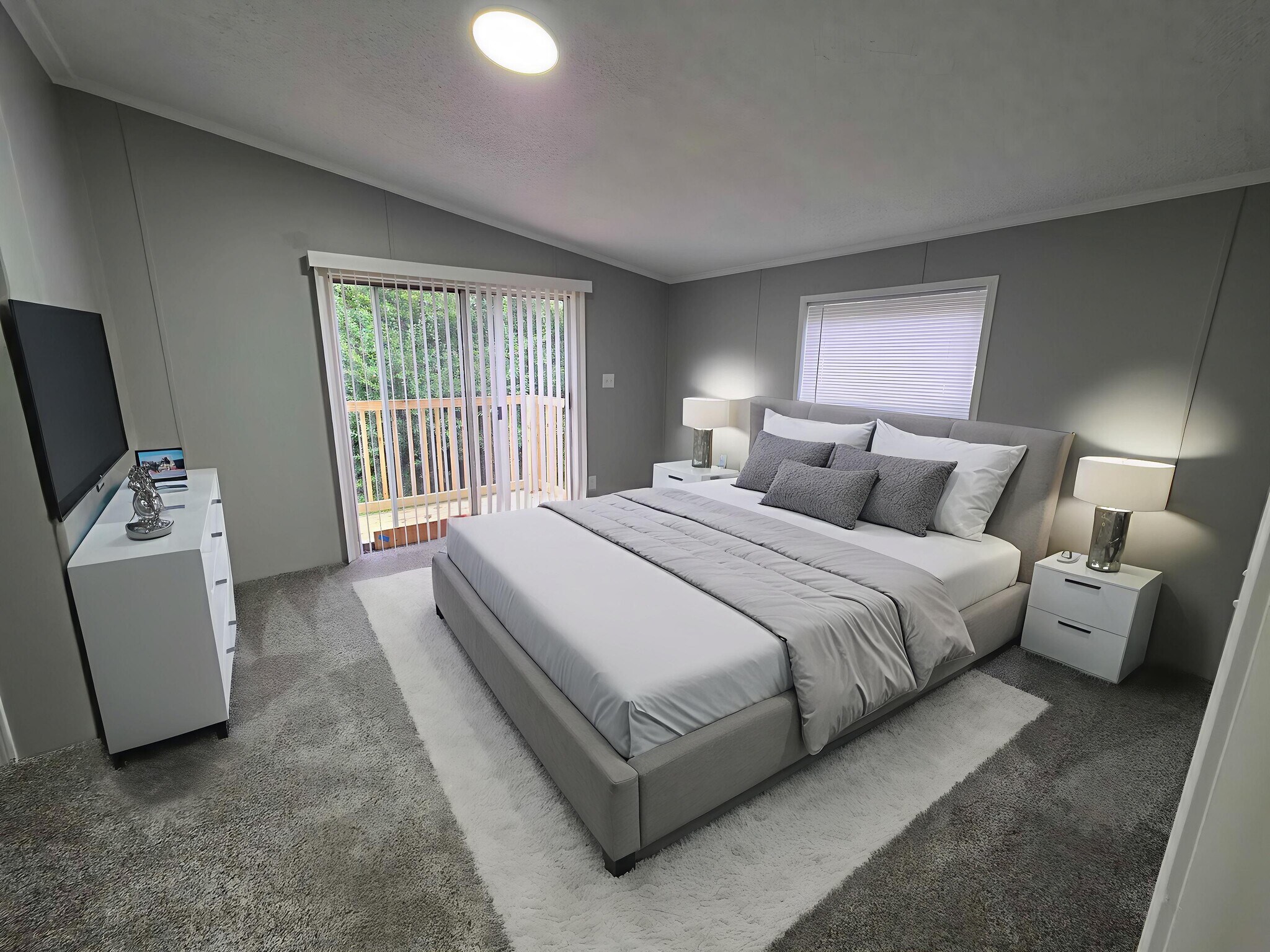 Building Photo - 3701 Juniper St