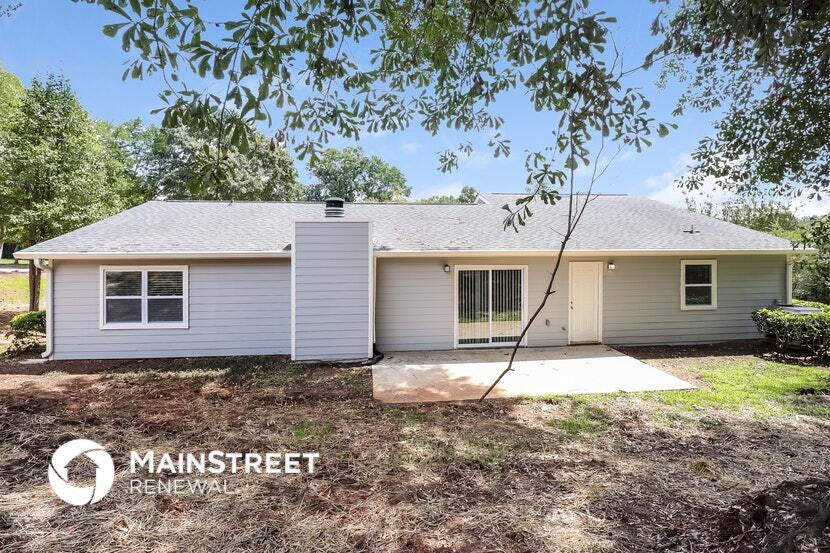 Building Photo - 1815 Quailwood Dr