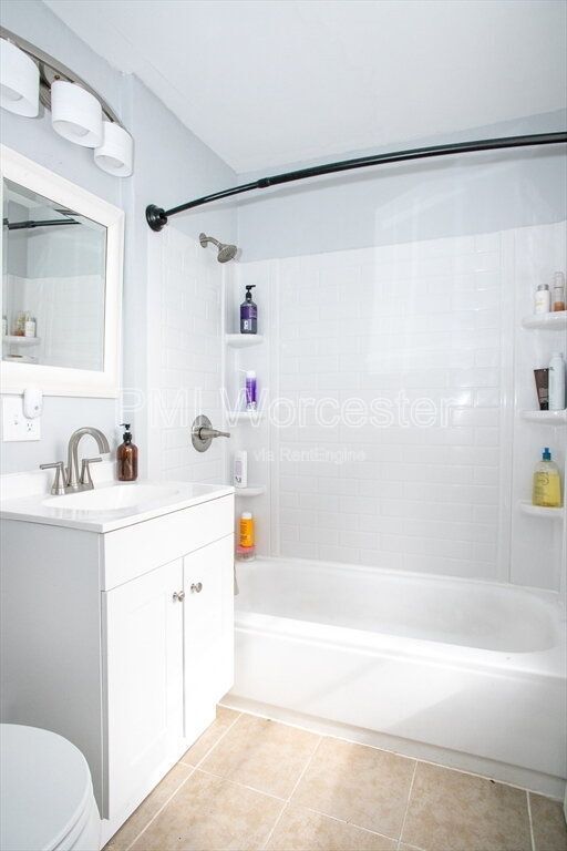 Building Photo - 73 Green Hill Pkwy