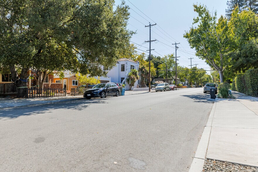 Building Photo - 315 Hawthorne Ave