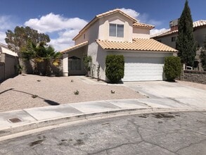 Building Photo - 8420 Aspenbrook Ave