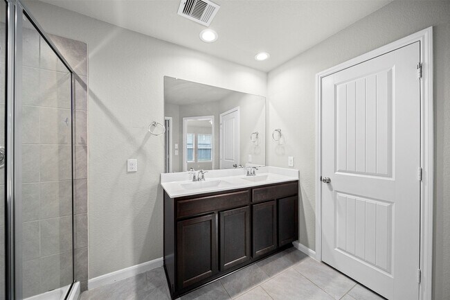 Building Photo - 18338 Raven Rock Ln