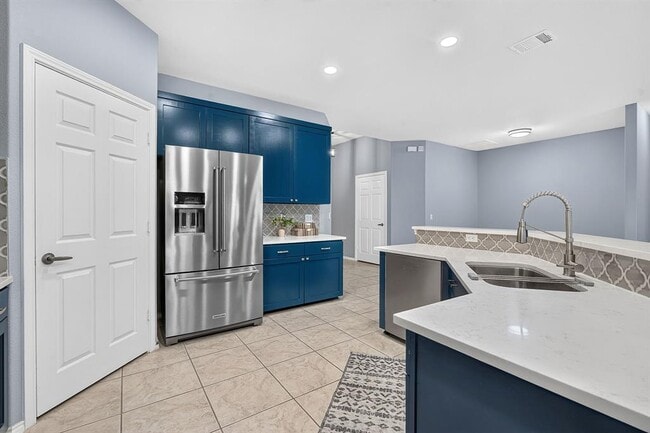 Building Photo - 516 Carismatic Ln