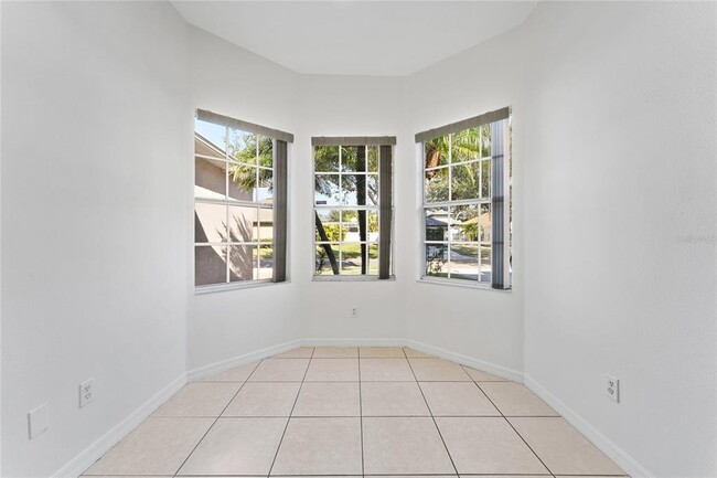 Building Photo - 4932 Olde Kerry Dr