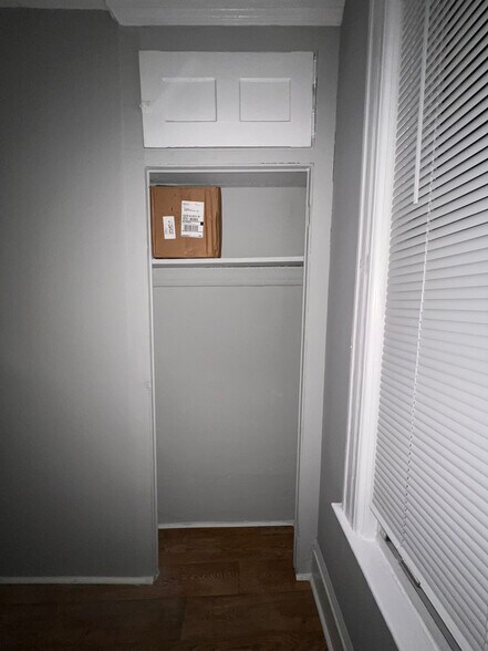 Building Photo - 1317 44th St