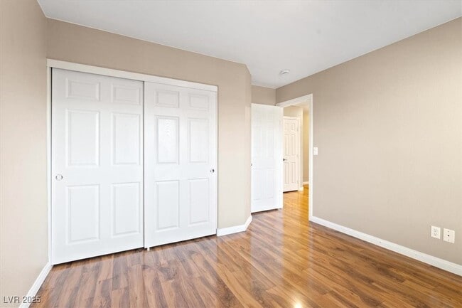 Building Photo - 6250 W Arby Ave