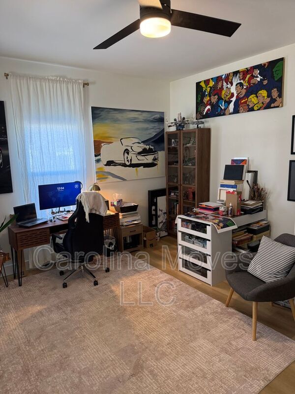 Building Photo - 6 10th St