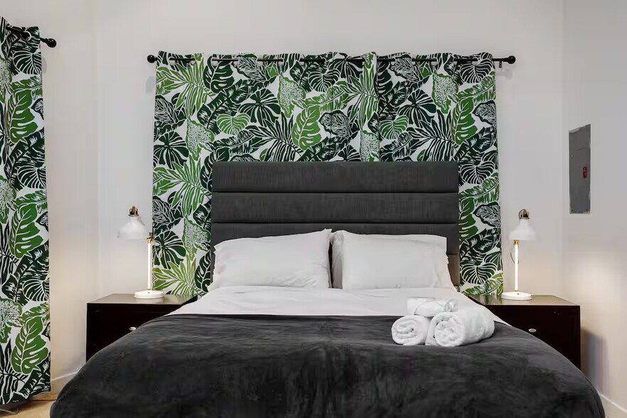 Building Photo - 1806 Washington Way