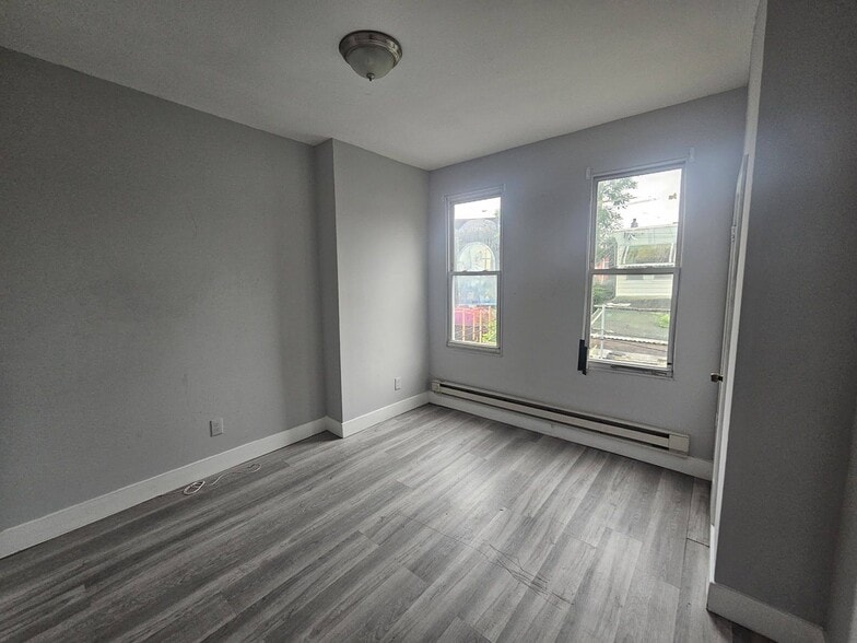 bedroom - 5210 Master St