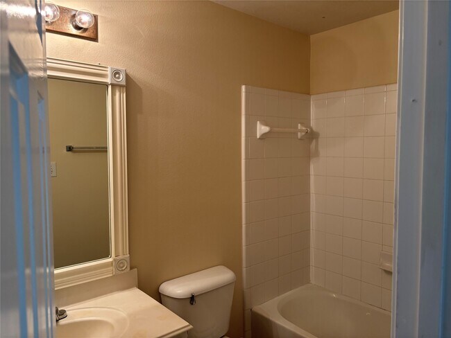 Building Photo - 25306 Calderstone Ct