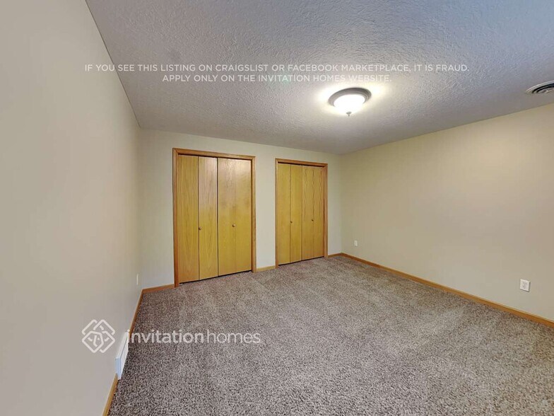 Building Photo - 85 Grove St