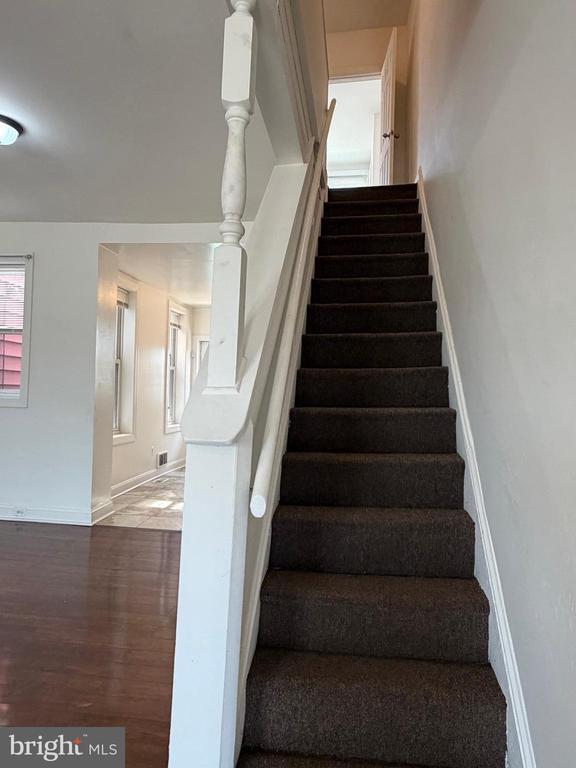 Building Photo - 2667 N Napa St