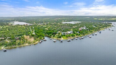Building Photo - 1201 Lakeshore Dr
