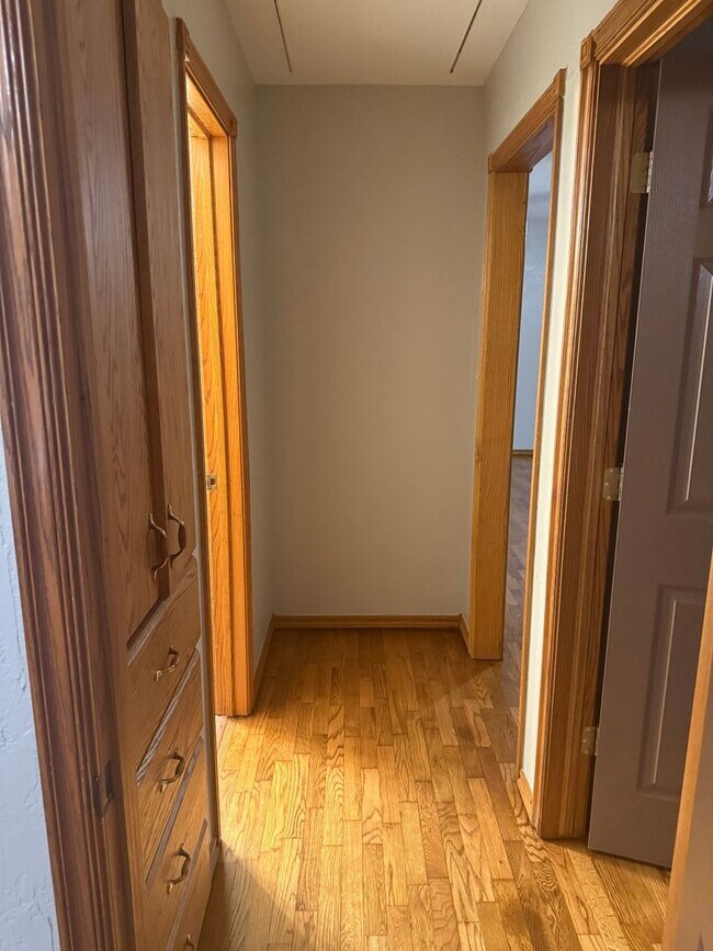 Building Photo - Charming 2-Bedroom Home for Lease – El?Reno, OK