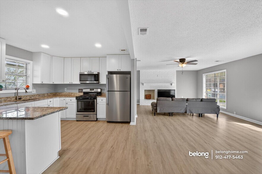 Building Photo - 2505 Hopkins St