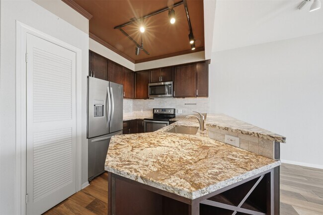 Building Photo - 793 Davis Rd