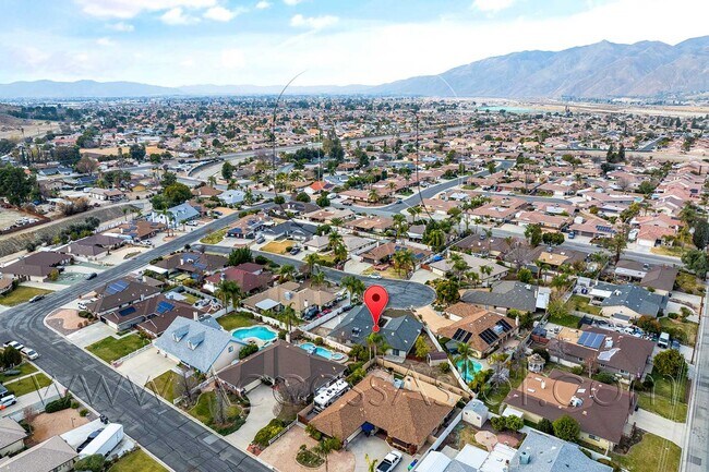 Building Photo - Hemet Rental with Attached Garage, Fireplace & Private Backyard