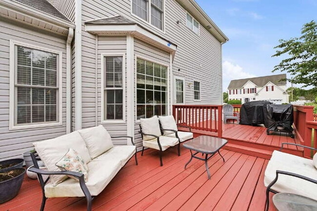 Building Photo - Updated 4 Bedroom + Office Home in Rivers Bend with 2-Car Garage – $3,000/mo
