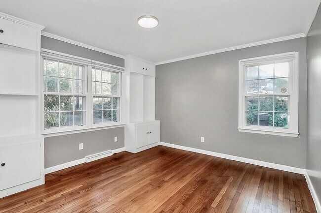 Building Photo - Beautiful Three Bedroom Home in Westerwood Subdivision!