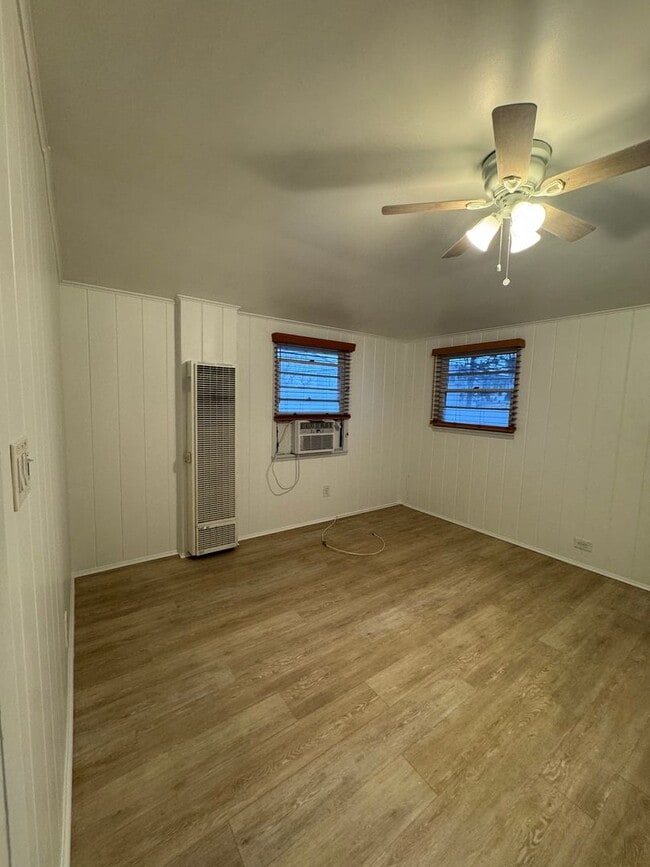 Building Photo - Charming studio apartment in the heart of ...