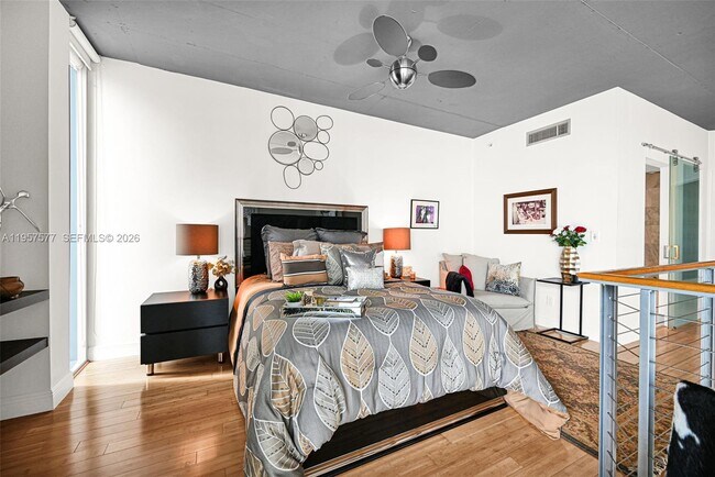 Building Photo - 690 SW 1st Ct