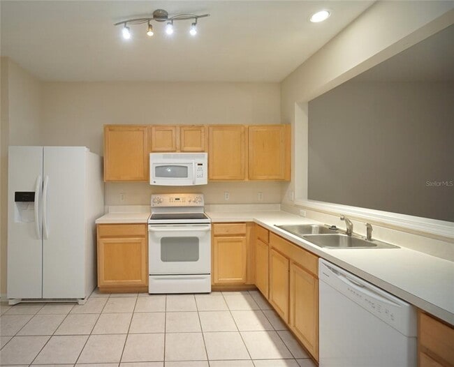 Building Photo - 2730 Conch Hollow Dr