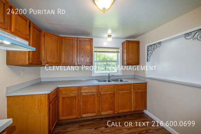 Building Photo - 24200 Puritan Ave