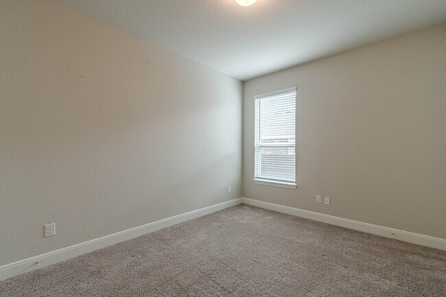 Building Photo - 32188 Cardamom Wy