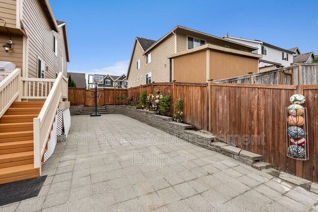 Building Photo - 12022 SE 269th Pl