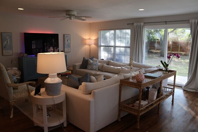 Building Photo - Overton Park home for Lease