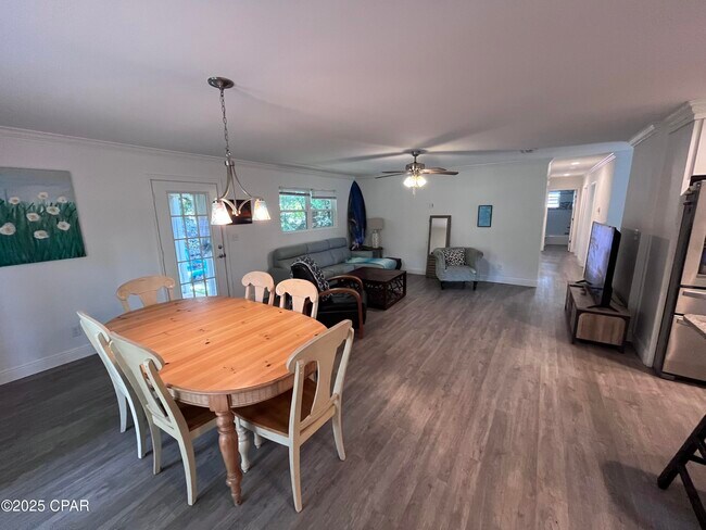 Building Photo - 101 Villa Ct