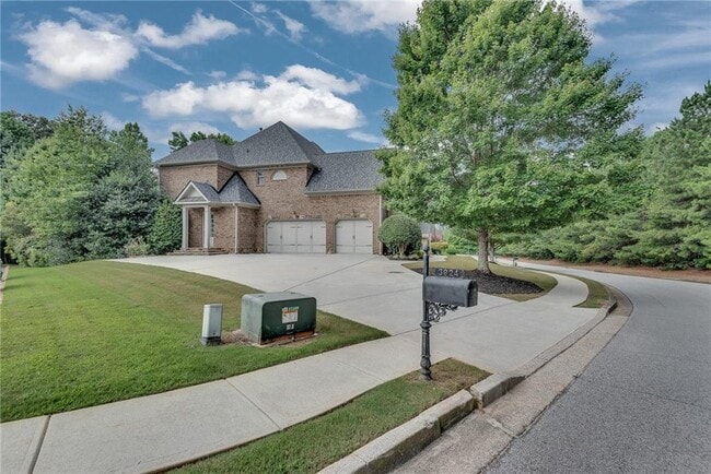 Building Photo - 3924 Sweat Creek Run NE