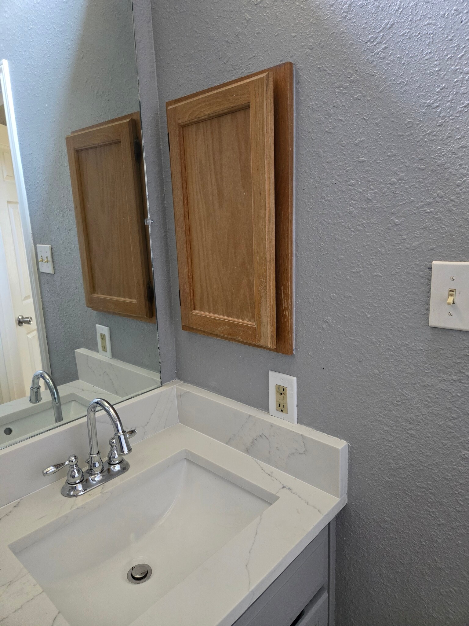 Building Photo - 2307 Weatherby Dr