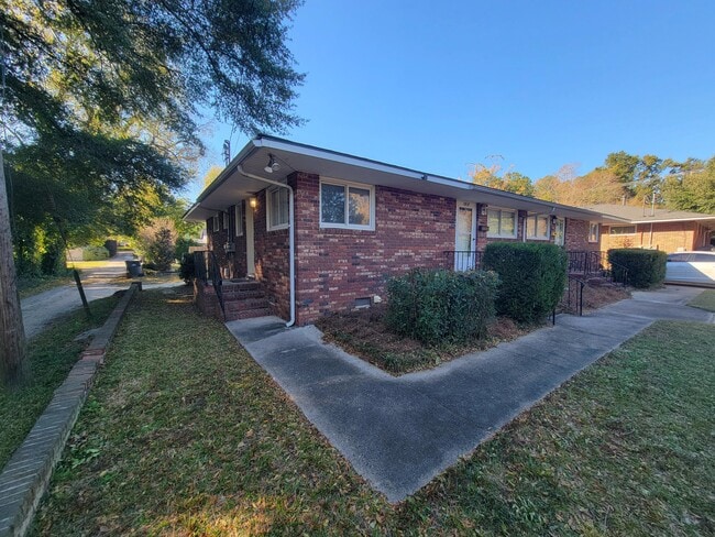 Building Photo - 1517 Whitney St