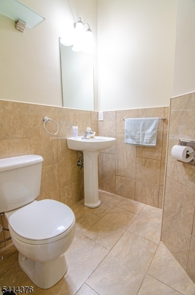 Building Photo - 3027 King Ct