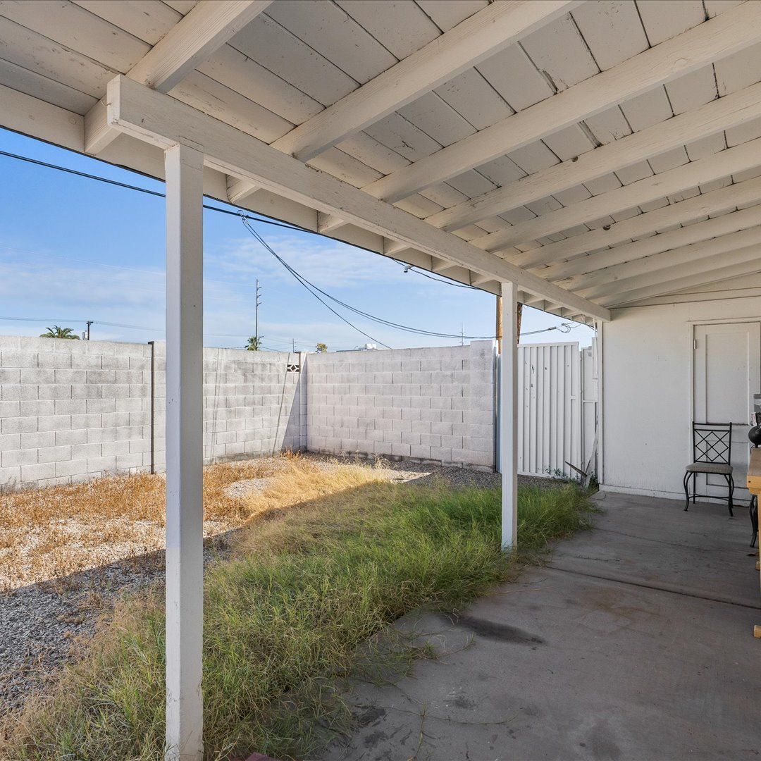 Building Photo - 449 N Drew St E
